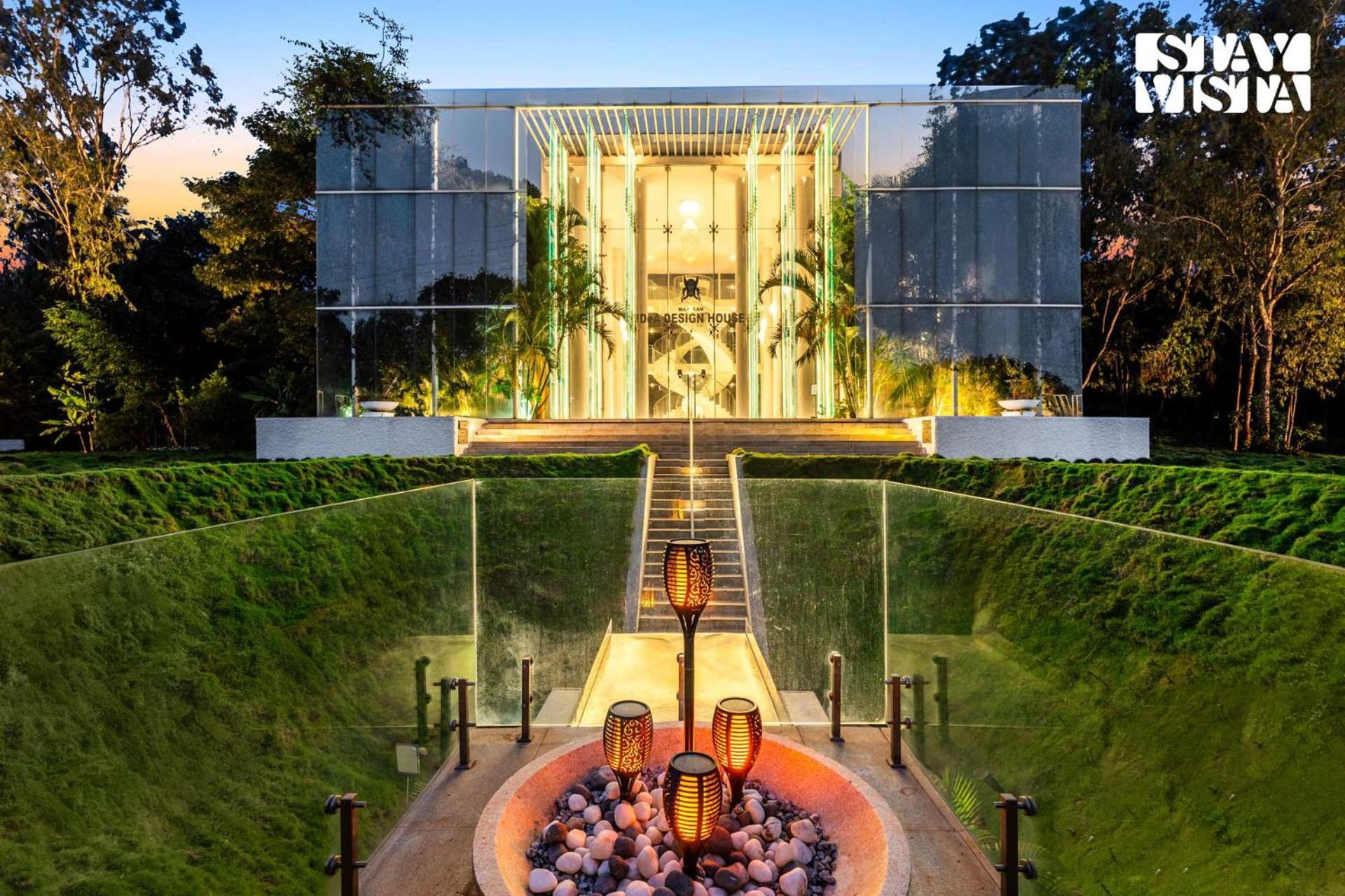 העיר בנגלור The Crystal Hall India'S Only All Glass Villa מראה חיצוני תמונה