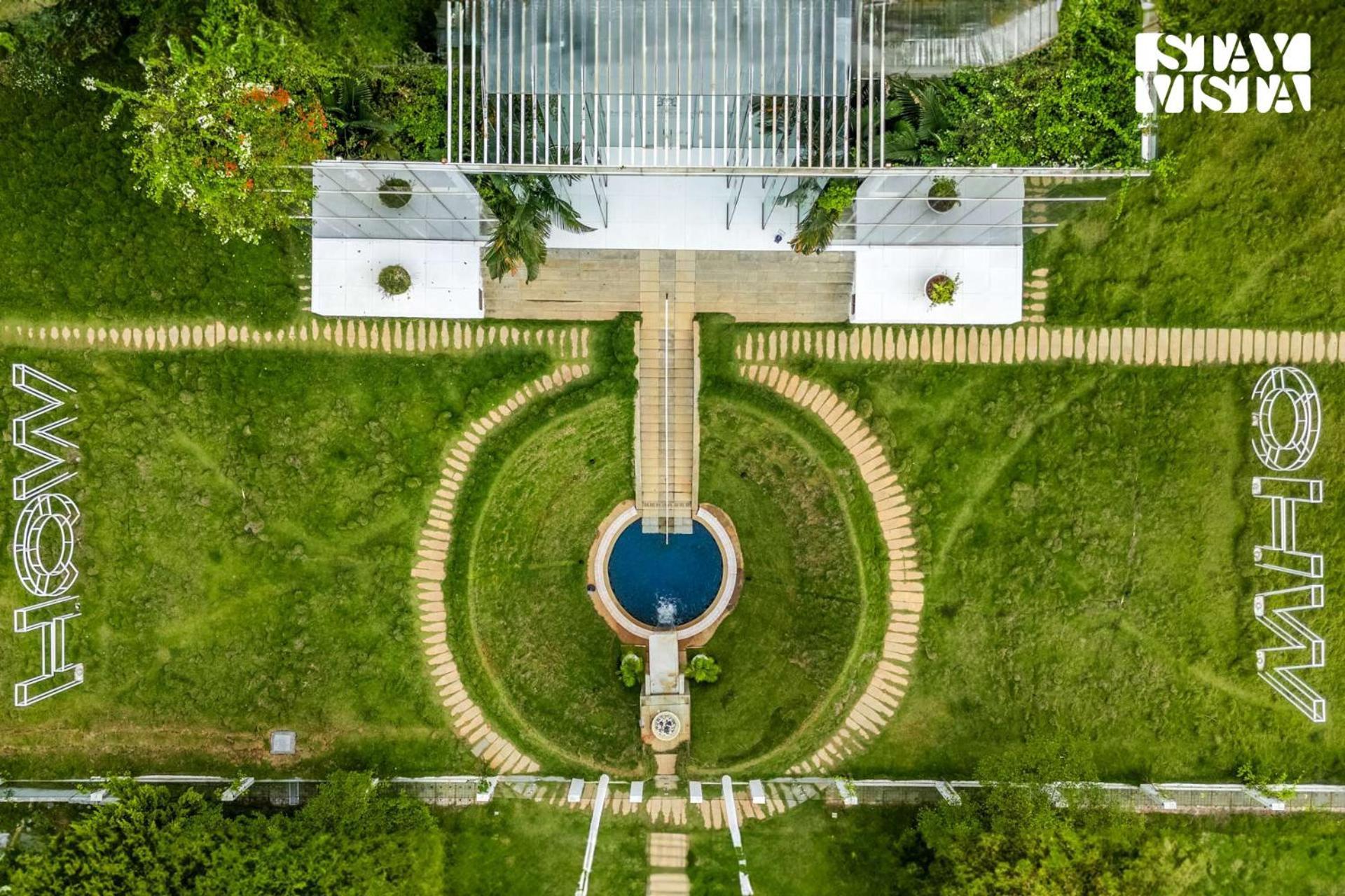 העיר בנגלור The Crystal Hall India'S Only All Glass Villa מראה חיצוני תמונה